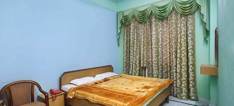Hotel Raj Bed and Breakfast, Agra, India